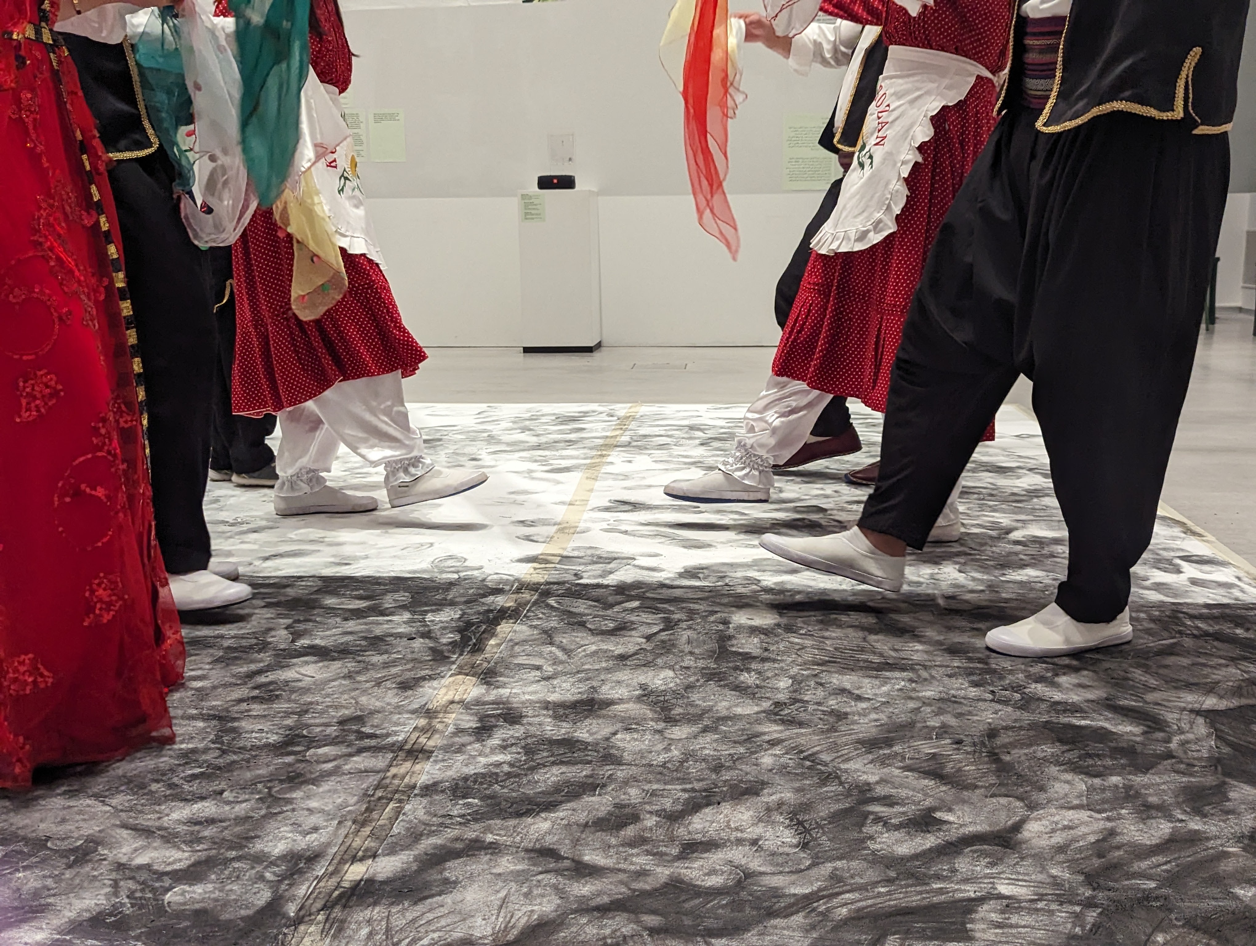  Tanzkurs mit T&auml;nzen aus Afrin